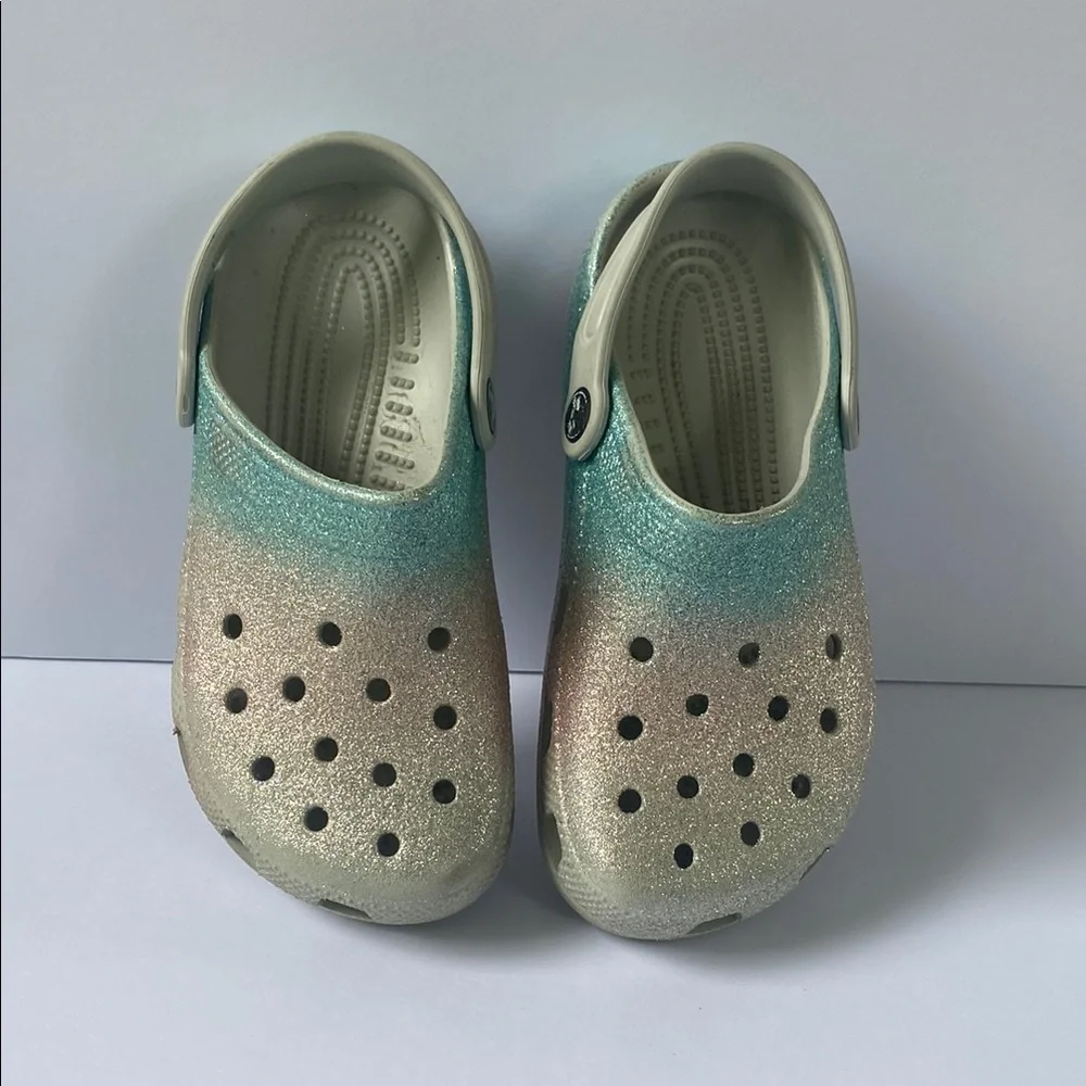CROCS Gold and Green Water Shoes with Perforated Design - Picture 3 of 8